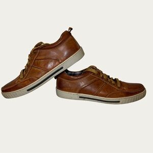 Steve Madden Men’s Tan Leather Sneakers Size 10.5
